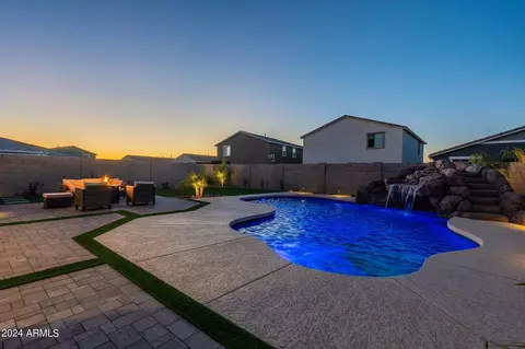 Exterior - 9804 E Satellite Dr, Mesa, AZ 85212 photo 4 of 20
