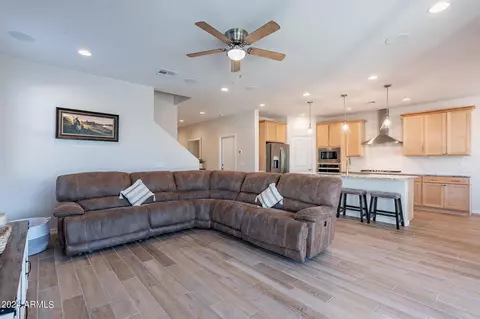 Living - 9804 E Satellite Dr, Mesa, AZ 85212 photo 2 of 6