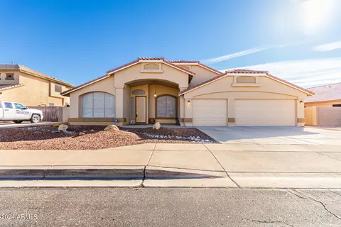 9621 E Plana Ave, Mesa, AZ 85212