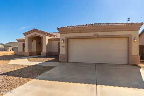9521 W Hartigan Pl, Arizona City, AZ 85123