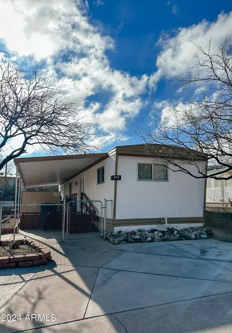 482 E Hillcrest Dr, Benson, AZ 85602 photo 2