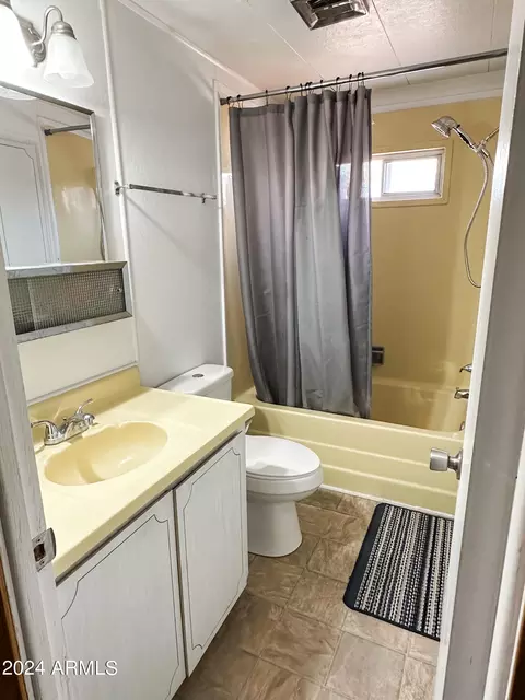 482 E Hillcrest Dr, Benson, AZ 85602 photo 6
