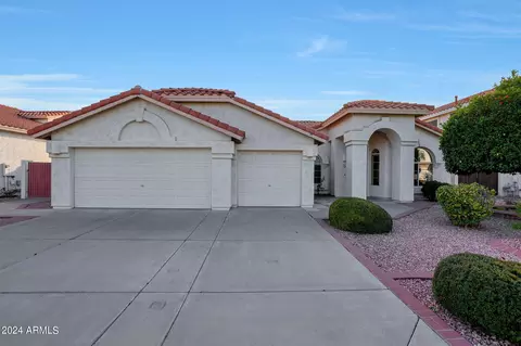12417 N 57th Dr, Glendale, AZ 85304