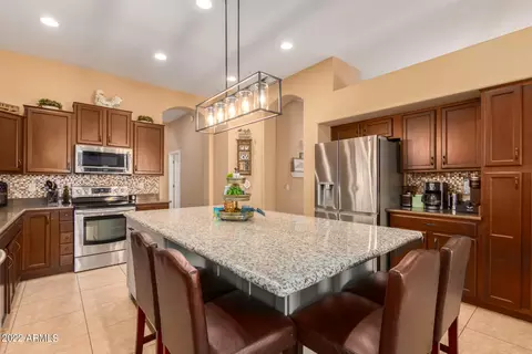 Kitchen - 7910 E Portobello Ave, Mesa, AZ 85212 photo 5 of 5