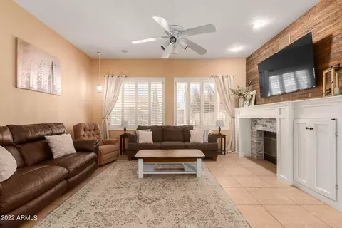 Living - 7910 E Portobello Ave, Mesa, AZ 85212 photo 2 of 6