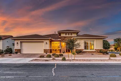 10060 E Tripoli Ave, Mesa, AZ 85212