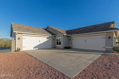 Exterior - 5169 N Idaho Rd, Apache Junction, AZ 85119 photo 17 of 42