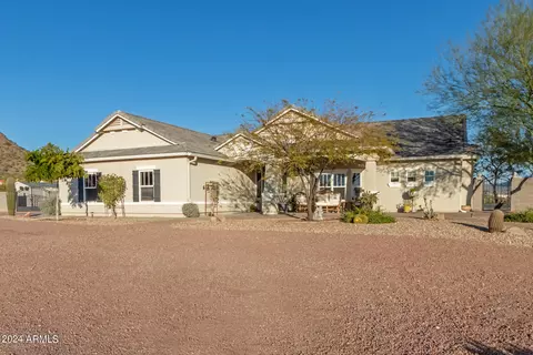 Exterior - 5169 N Idaho Rd, Apache Junction, AZ 85119 photo 14 of 42