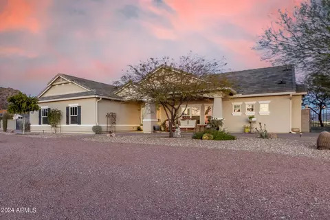 Exterior - 5169 N Idaho Rd, Apache Junction, AZ 85119 photo 8 of 42