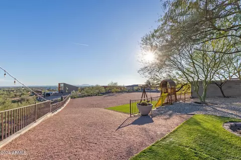 Exterior - 5169 N Idaho Rd, Apache Junction, AZ 85119 photo 40 of 42