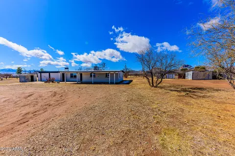 2453 N Arthur Ranch Rd, Huachuca City, AZ 85616