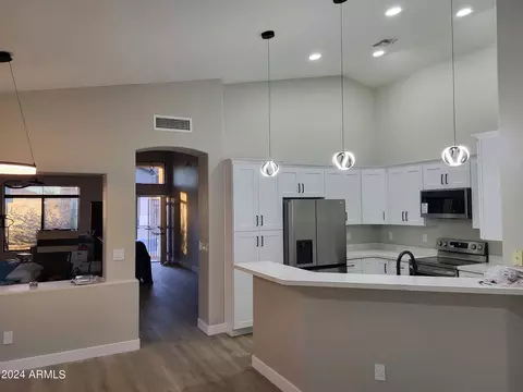 4322 E Anderson Dr, Phoenix, AZ 85032 photo 2