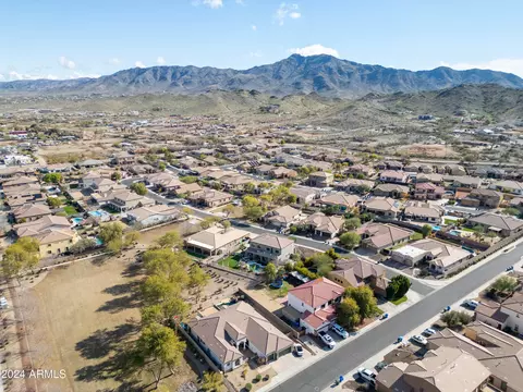 10213 S 43rd Ln, Laveen, AZ 85339