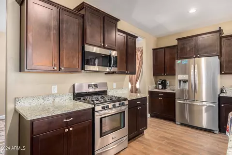 Kitchen - 30596 W Mitchell Dr, Buckeye, AZ 85396 photo 2 of 4