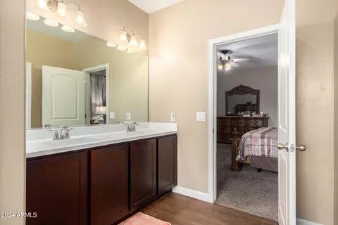 Bath - 30596 W Mitchell Dr, Buckeye, AZ 85396 photo 1 of 4