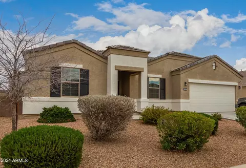 Exterior - 30596 W Mitchell Dr, Buckeye, AZ 85396 photo 4 of 8