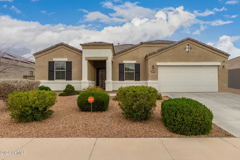 Exterior - 30596 W Mitchell Dr, Buckeye, AZ 85396 photo 3 of 8