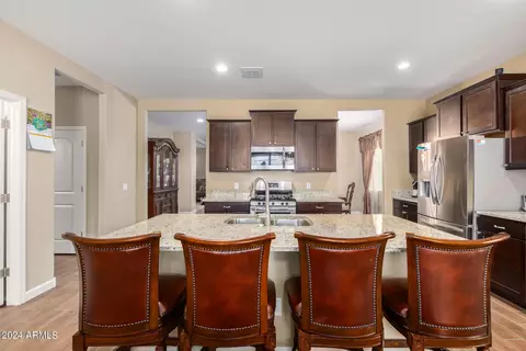 Living - 30596 W Mitchell Dr, Buckeye, AZ 85396 photo 1 of 2