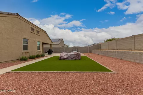 Exterior - 30596 W Mitchell Dr, Buckeye, AZ 85396 photo 7 of 8