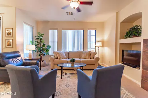 3131 E Legacy Dr #2015, Phoenix, AZ 85042 photo 11
