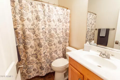3131 E Legacy Dr #2015, Phoenix, AZ 85042 photo 25