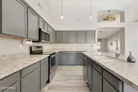 1345 E Rockledge Rd, Phoenix, AZ 85048 photo 12