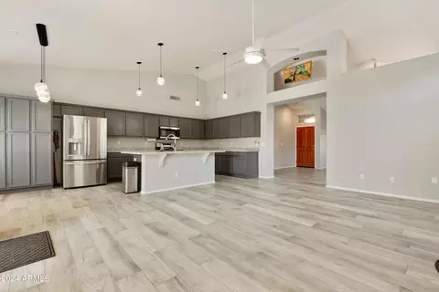 1345 E Rockledge Rd, Phoenix, AZ 85048 photo 8