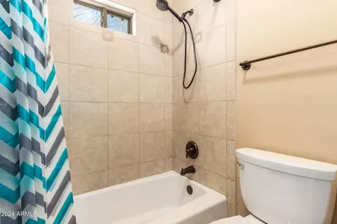 Bath - 14529 E Circle L Ranch Pl, Vail, AZ 85641 photo 5 of 6