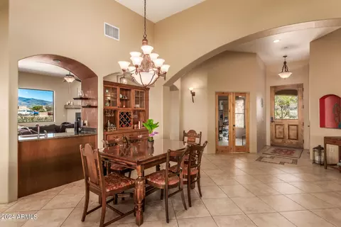 Dining - 14529 E Circle L Ranch Pl, Vail, AZ 85641 photo 2 of 4