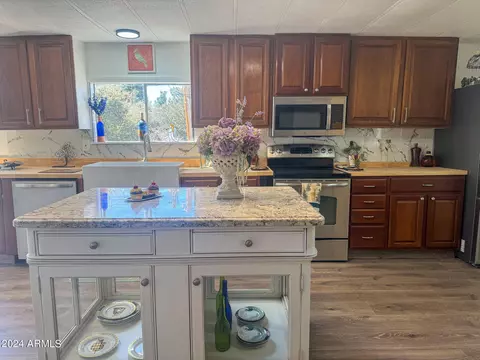 20787 E Cedar Dr, Mayer, AZ 86333 photo 5