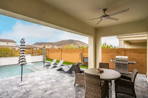 2045 E Questa Dr, Phoenix, AZ 85024 photo 9