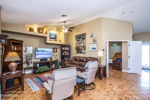 3014 E Jeanette Ct, Phoenix, AZ 85050 photo 6