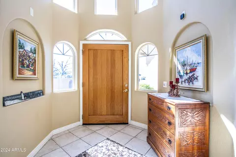 3014 E Jeanette Ct, Phoenix, AZ 85050 photo 2