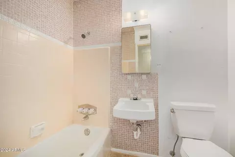 4712 N 39th Ave, Phoenix, AZ 85019 photo 25