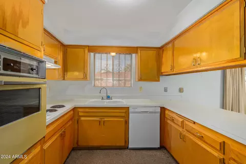 4712 N 39th Ave, Phoenix, AZ 85019 photo 13