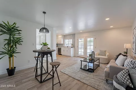 6446 W Purdue Ave, Glendale, AZ 85302