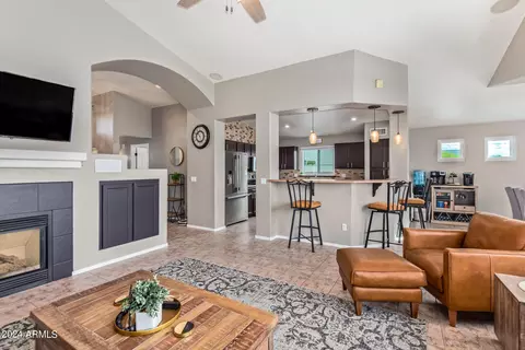 11359 E Des Moines Cir, Mesa, AZ 85207 photo 9