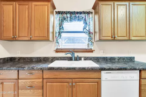2430 E Sheridan St, Phoenix, AZ 85008 photo 13