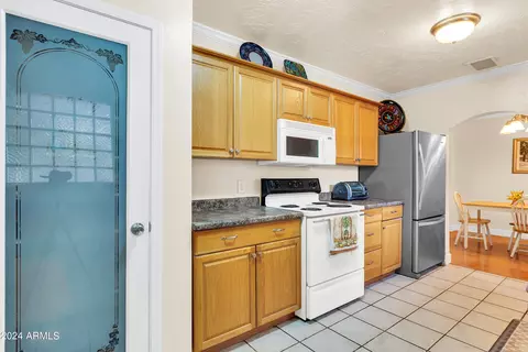 2430 E Sheridan St, Phoenix, AZ 85008 photo 10
