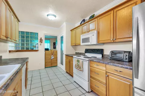 2430 E Sheridan St, Phoenix, AZ 85008 photo 8