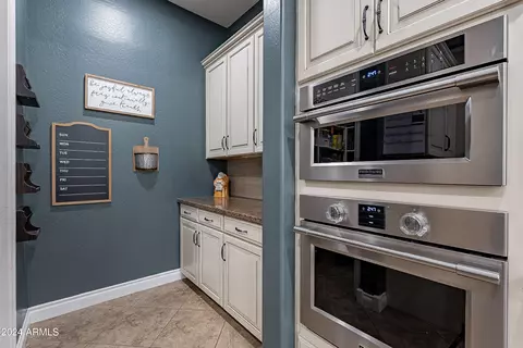 Kitchen - 10551 E Sanger Ave, Mesa, AZ 85212 photo 3 of 7