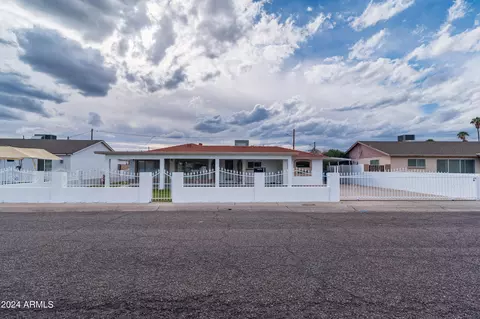 2911 W Coolidge St, Phoenix, AZ 85017