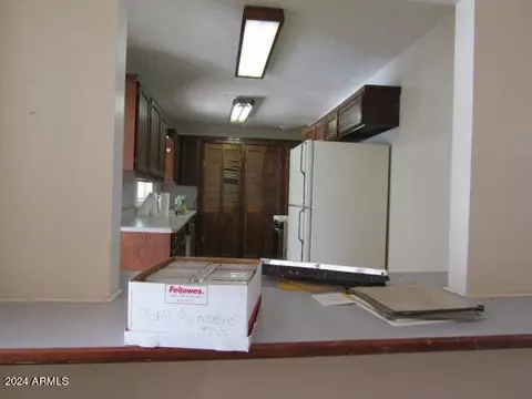 413 E 4th St, Eloy, AZ 85131 photo 3