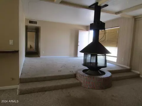 413 E 4th St, Eloy, AZ 85131 photo 2