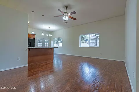 71 N Canyon Loop, Show Low, AZ 85901 photo 4