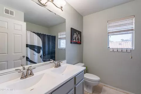 Bath - 413 S Cholla St, Gilbert, AZ 85233 photo 3 of 3