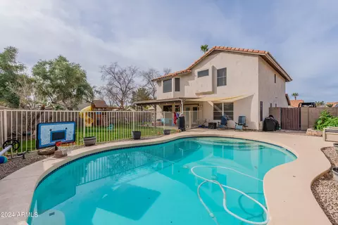 Exterior - 413 S Cholla St, Gilbert, AZ 85233 photo 4 of 6
