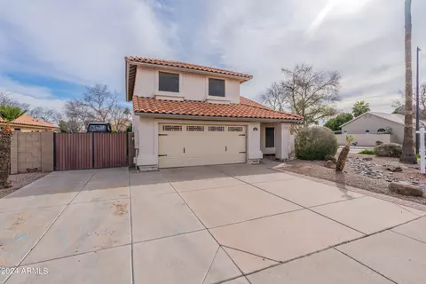 Exterior - 413 S Cholla St, Gilbert, AZ 85233 photo 2 of 6