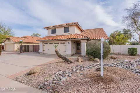 Exterior - 413 S Cholla St, Gilbert, AZ 85233 photo 3 of 6