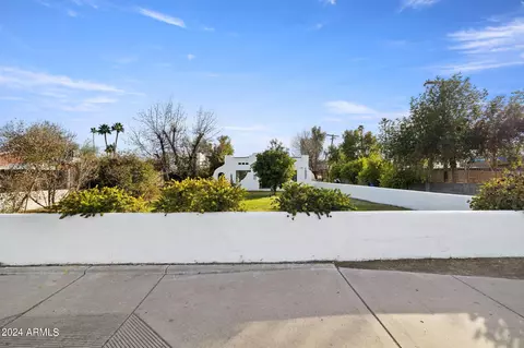 Exterior - 1807 W Osborn Rd, Phoenix, AZ 85015 photo 24 of 31